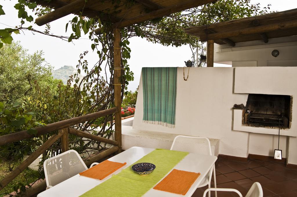 Appartamenti Le Pleiadi - Succhivo D'Ischia Sant'Angelo  Room photo